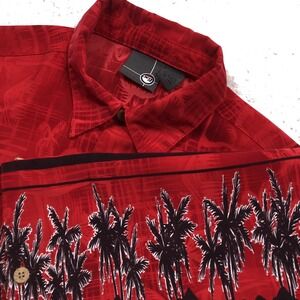 XG Island Tropics Hawaiian Shirt Men XL (FITS M) Red Black Palm Trees Aloha Camp